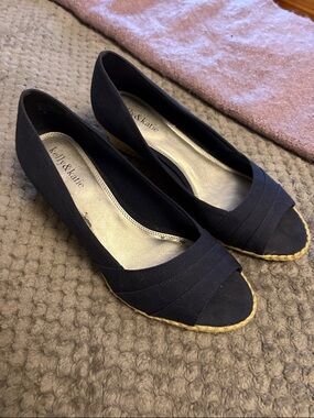 Kelly & Katie Navy Espadrille Peep-Toe wedges